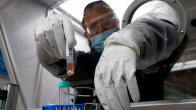 Израильская мутация коронавируса: что это и почему так беспокоит медиков