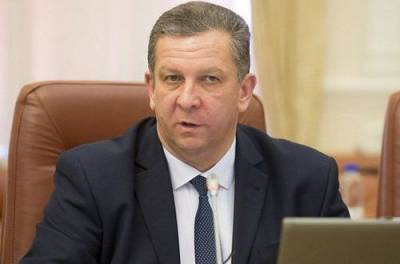 Пенсии в Украине маленькие не из-за властей: откровения экс-министра