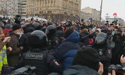 Протестный митинг в Москве посетили бизнесмен из списка Forbes и сын олигарха