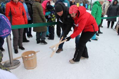 Семейная эстафета в рамках Всемирного дня снега прошла в Корсакове