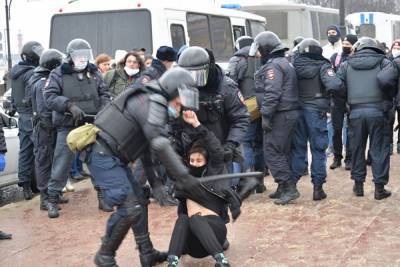 В Москве полиция начала проверку из-за памяток задержанным на акции протеста