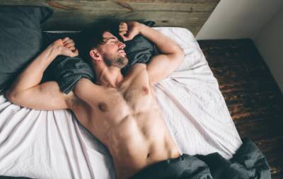 Тренируйся в постели: 7 растяжек, из которых следует начинать каждое утро