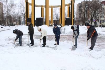 Депутаты Рязанской городской Думы приняли участие в субботнике 23 января