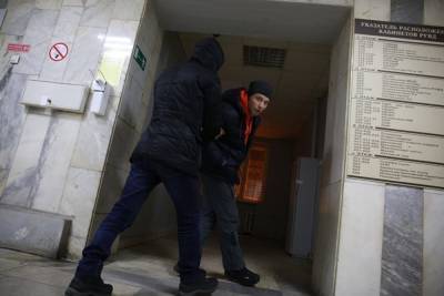 Глава екатеринбургского штаба Навального арестован на 10 суток