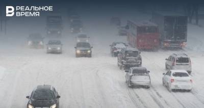 В МЧС предупредили татарстанцев о мокром снеге, гололеде и возможном падении снега с крыш