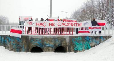 «Свободу Игорю Лосику» — с этим и другими лозунгами солидарности вышли белорусы на воскресные акции