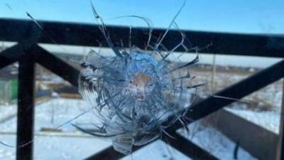 Неподалеку от Ровенской АЭС депутату райсовета обстреляли окна детской комнаты