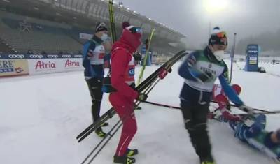 Российскую команду лыжников дисквалифицировали за неспортивное поведение
