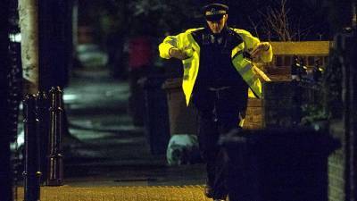 В Лондоне полиция остановила нелегальную вечеринку на 300 участников
