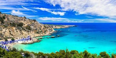 На море без карантина: Кипр назвал новые условия въезда для иностранных туристов