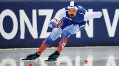 Конькобежец Арефьев выиграл забег на 500 м на этапе КМ в Херенвене