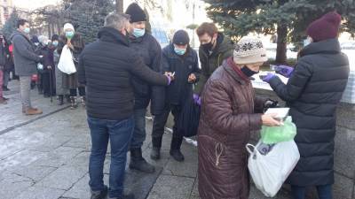 Голодные киевские пенсионеры: Мы хотим хлеба и мяса