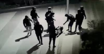 В сети опубликовали видео избиения 14-летнего украинского подростка в Париже - focus.ua - Франция - Париж