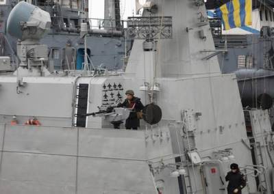 Более 40 боевых кораблей и судов обеспечения Каспийской флотилии (КФл) приступили к подготовке морского похода