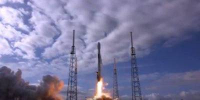 SpaceX осуществила самый массовый запуск в истории космонавтики. На орбиту вывели сразу 143 спутника