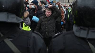 Омбудсмен Москвы назвал число задержанных горожан в ходе незаконных акций