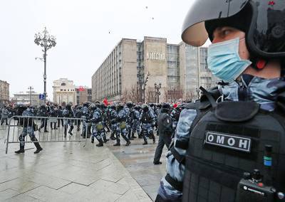 В Москве возбуждены дела по фактам насилия в отношении силовиков на акции 23 января