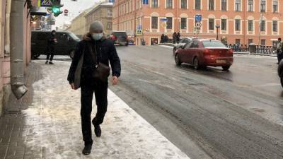 Власти Петербурга озвучили условие для отмены ограничений в городе