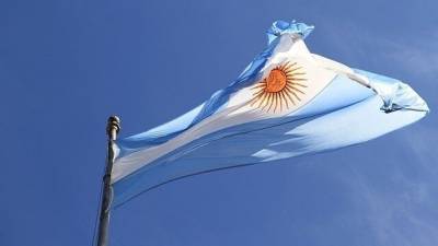 Вице-президент Аргентины получила прививку российской вакциной "Спутник V"