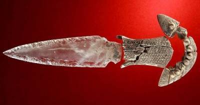 В Испании нашли хрустальный кинжал, возраст которого - около 5 тысяч лет (фото)