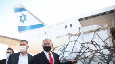 Израиль закрыл международное авиасообщение из-за новых штаммов коронавируса