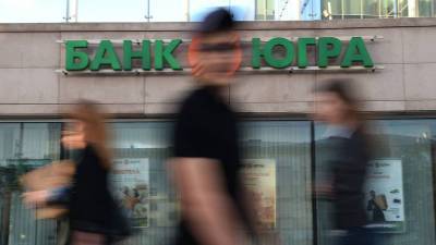 Однако источники средств для погашения долгов Алексеем Хотиным неясны
