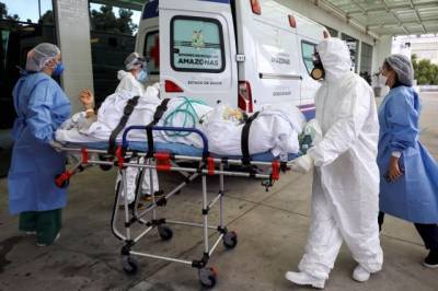 Число случаев коронавируса в Бразилии приблизилось к девяти миллионам