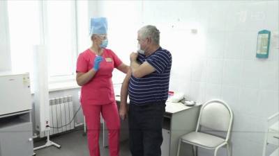 В России идет массовая вакцинация от коронавируса