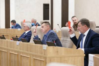 Мэрия Екатеринбурга решила, какую компенсацию получат депутаты за свою работу