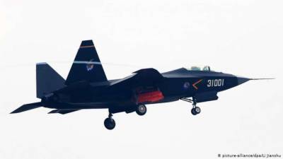 Тайвань пожаловался на масштабное вторжение боевой авиации Китая