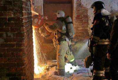 Спасли четверых. В МЧС рассказали подробности вечернего пожара в Смоленске