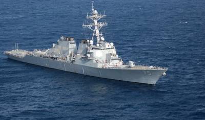 Российские военные превентивно «разбомбили» эсминец США в Чёрном море