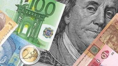 Финансисты рассказали о выгодных вложениях в валюты в новом году