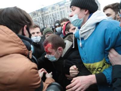 38 взрослых и 5 подростков обратились за медпомощью после акции 23 января в Москве