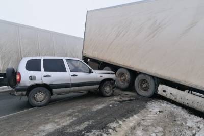 Водитель «Газели» скончался в результате массового ДТП в Саратовской области