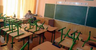 В восьми областях и в Киеве полностью открылись школы