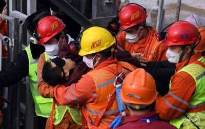 В Китае при обвале погибли десять шахтеров