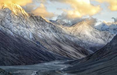 Военнослужащие Индии и Китая вступили в столкновения в Гималаях