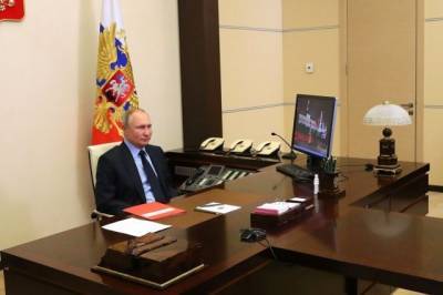 Путин принял участие во встрече со студентами в Татьянин день