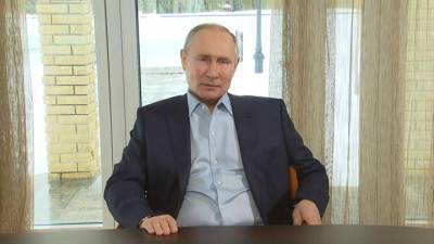 Путин: ситуация с коронавирусом позволяет аккуратно снимать ограничения