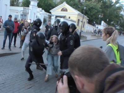 Избитая на акции в Москве в 2019 году активистка Сосновская пожаловалась в ЕСПЧ