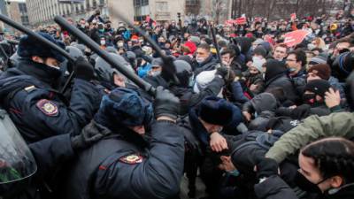 На митинги в России вышло более четверти миллиона человек, - штаб Навального