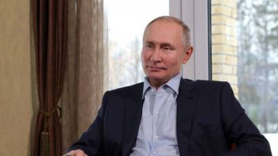 Путин о «расследовании» про «его дворец» в Геленджике: «Скучно, девочки!»