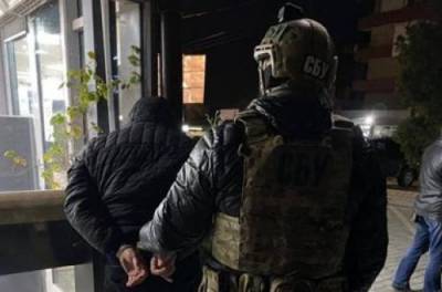 Правоохранители на Закарпатье разоблачили вымогателей