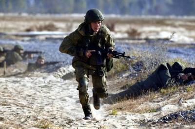 В Белоруссии проводят внезапную проверку боеготовности армии