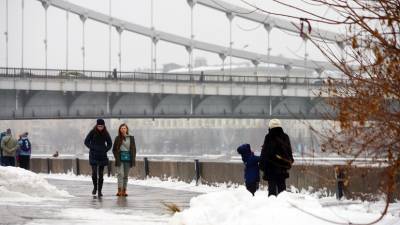 «Период аномально тёплой погоды завершится к концу месяца»: синоптики рассказали о погоде в Москве на ближайшую неделю