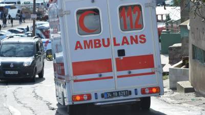 Мужчина с ножом напал на трех россиян в Турции