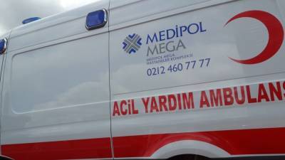 Трое россиян в Стамбуле пострадали при нападении неизвестного с ножом