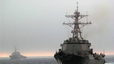 ВМС США в Персидском заливе пригрозили "длинной рукой" Ирана