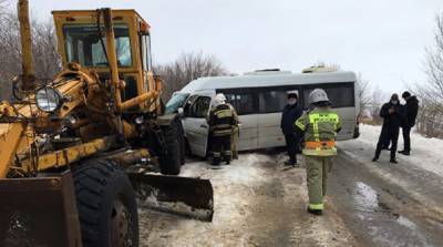 "Страшное ДТП на трассе". В микроавтобусе,ехавшем в Смоленскую область, пострадали пять человек